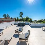 Vacation I La Plage, Luxury Villa, Private Heated Pool, Rooftop Hot Tub, Entertainment Room, Walking Distance To The Finest Beaches Вилла *