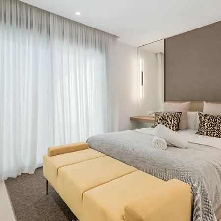 Vacation I La Plage, Luxury Villa, Private Heated Pool, Rooftop Hot Tub, Walking Distance To The Finest Beaches 빌라 *