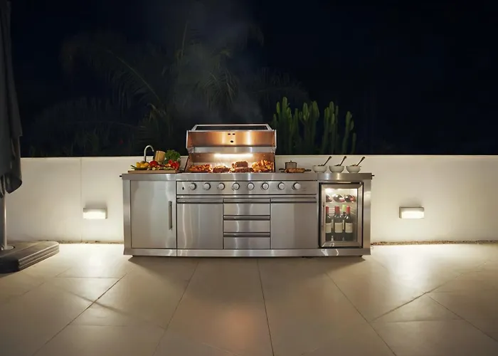 Vacation I La Plage, Luxury Villa, Private Heated Pool, Rooftop Hot Tub, Walking Distance To The Finest Beaches