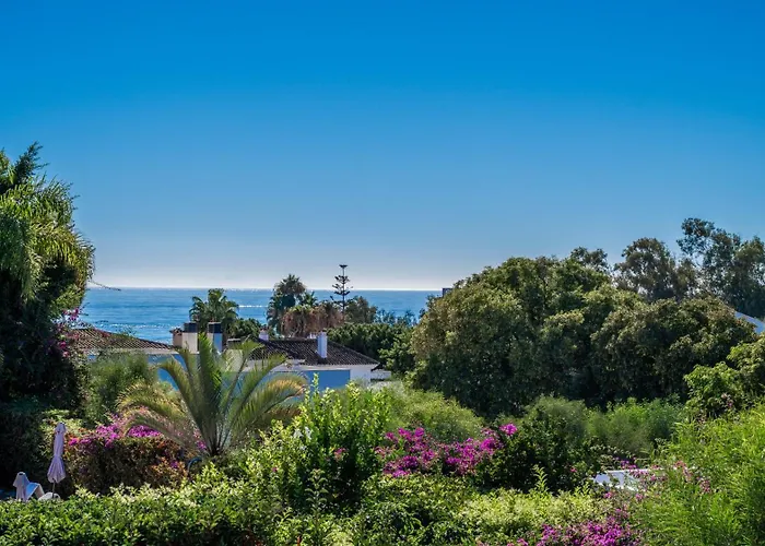 Villa Vacation I La Plage, Luxury Villa, Private Heated Pool, Rooftop Hot Tub, Walking Distance To The Finest Beaches